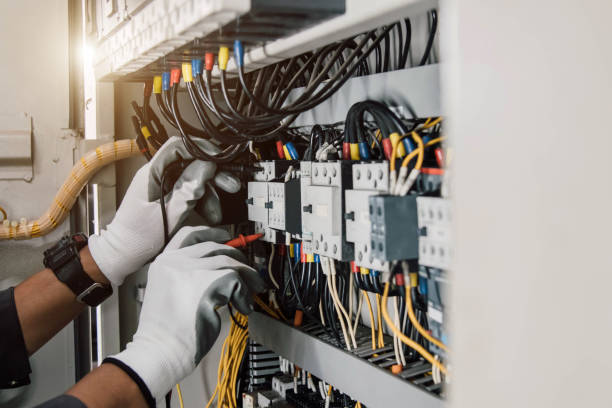 Best Commercial Electrician Services  in Clive, IA